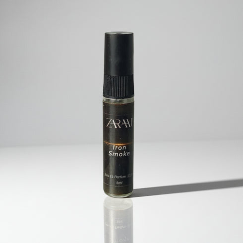 Zaraaj Eau de Parfum 5ml pocket perfume.